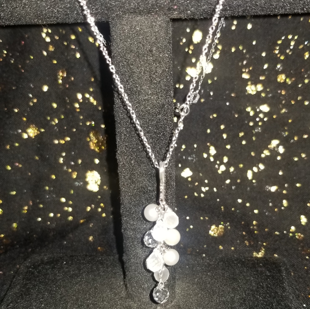 NWT Genuine White Quartz and White Freshwater Pear